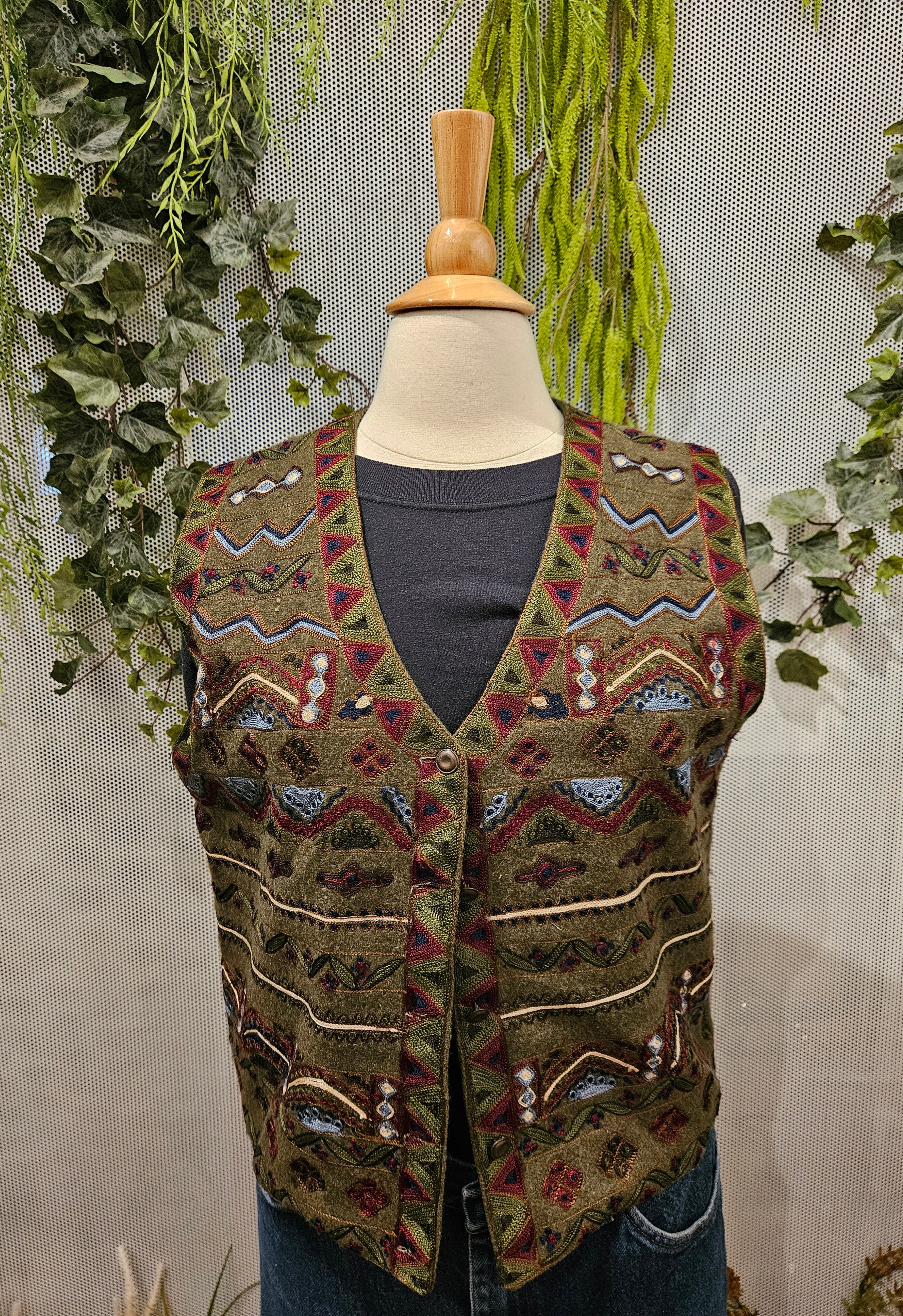 1990’s Embroidered Floral Vest