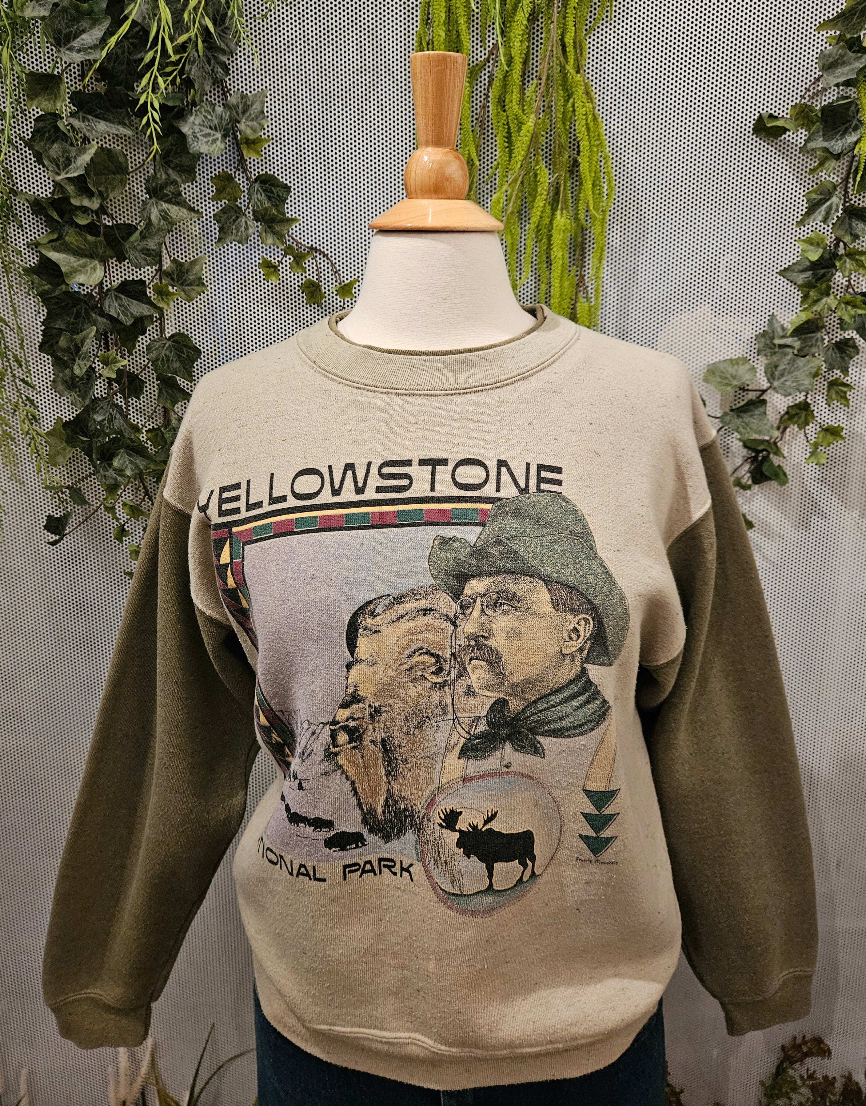 1980’s Yellowstone Sweatshirt