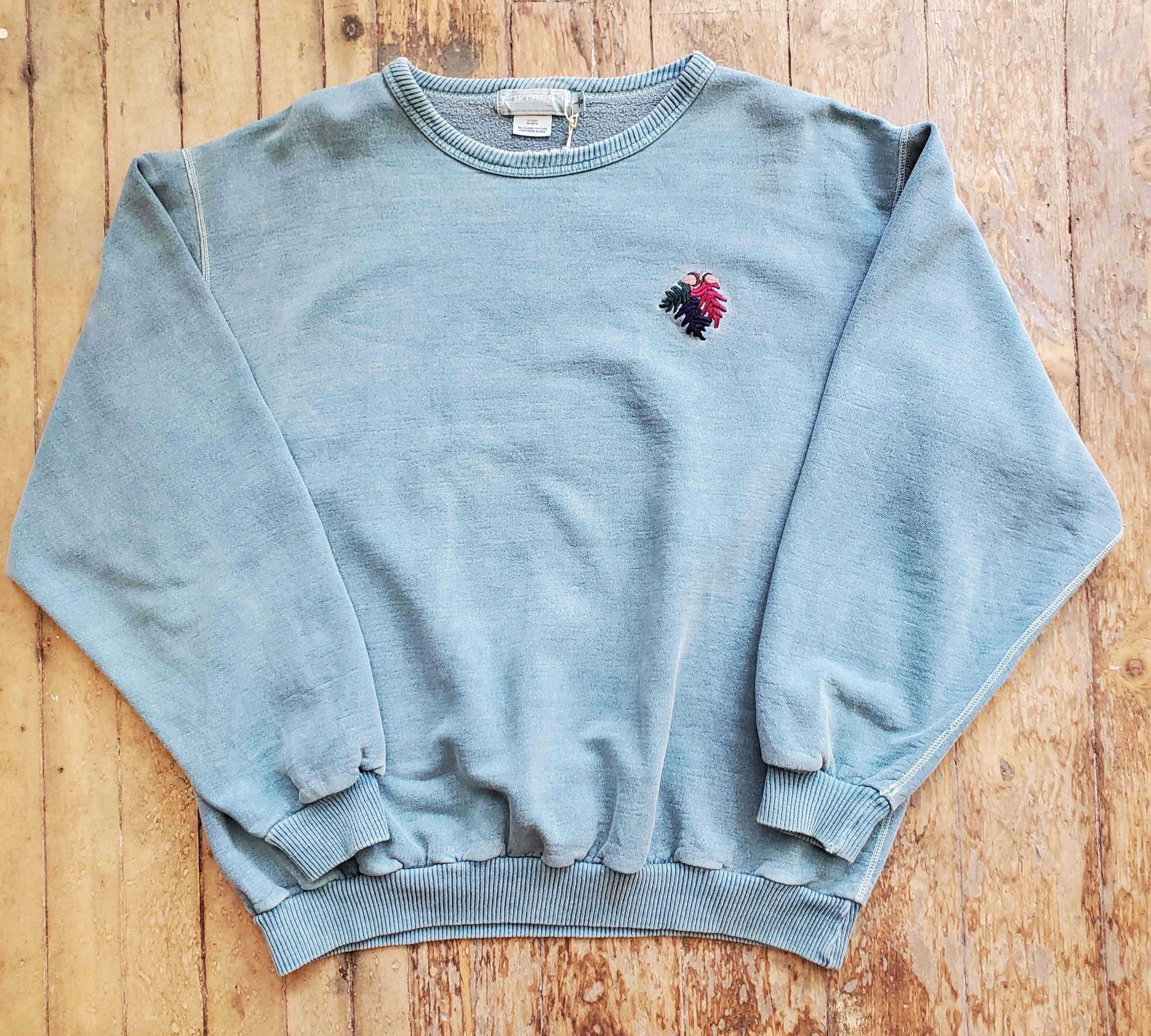 1990’s Leaf Themed Sweatshirt