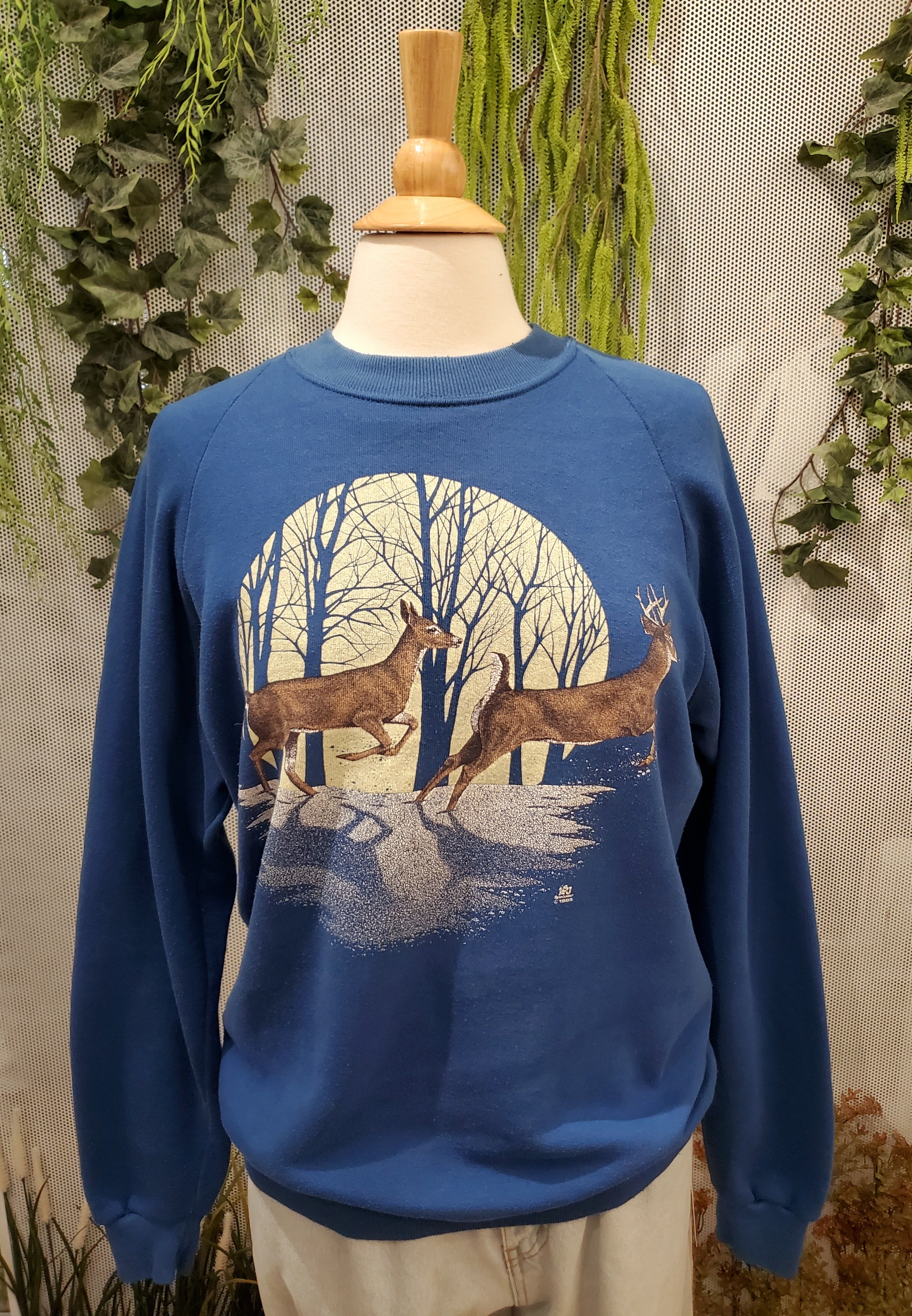 1985 Deer Themed Sweatshirt
