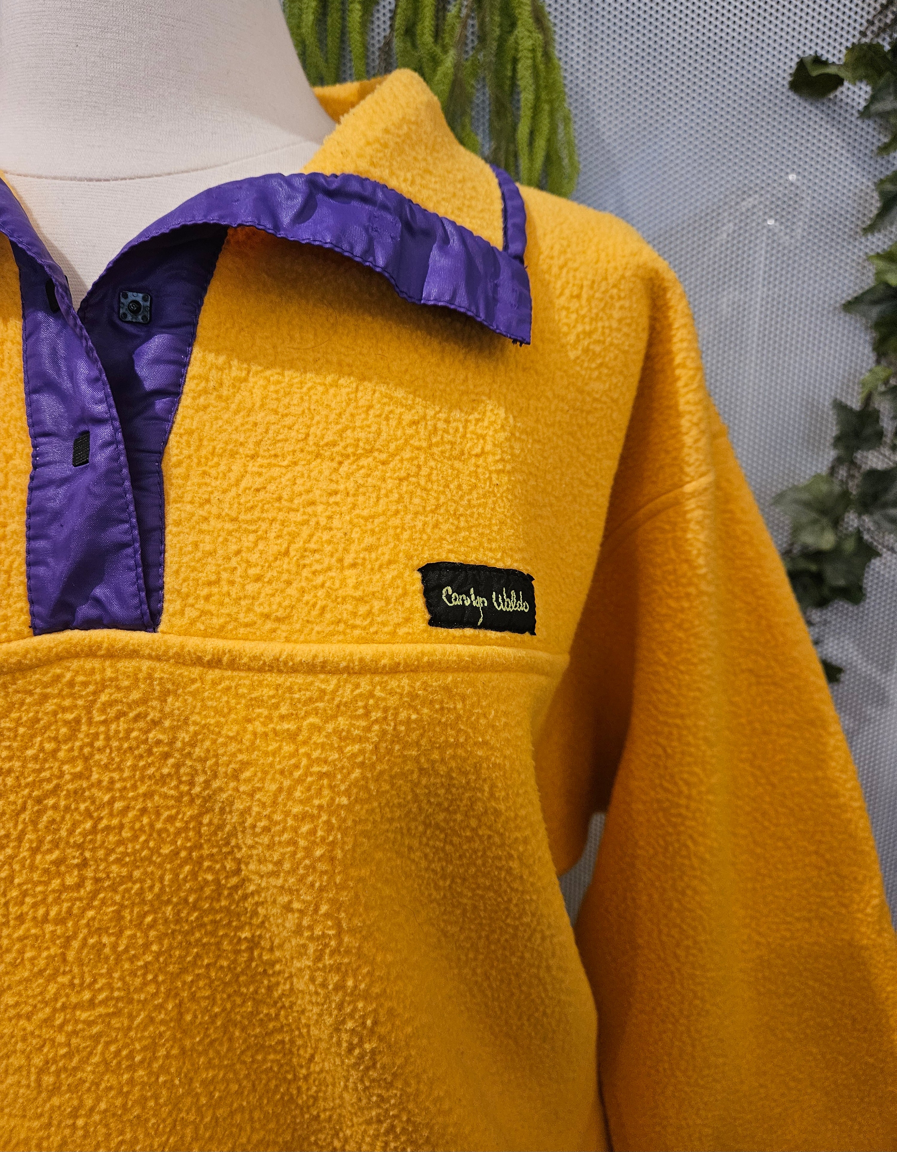 1990’s Yellow Fleece Pullover