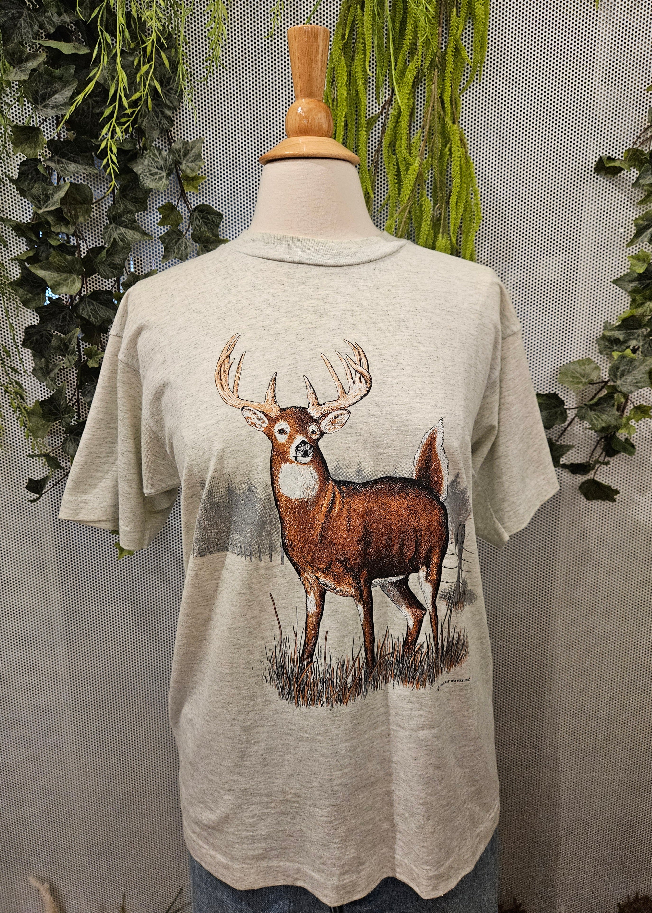 1988 Deer Themed T Shirt