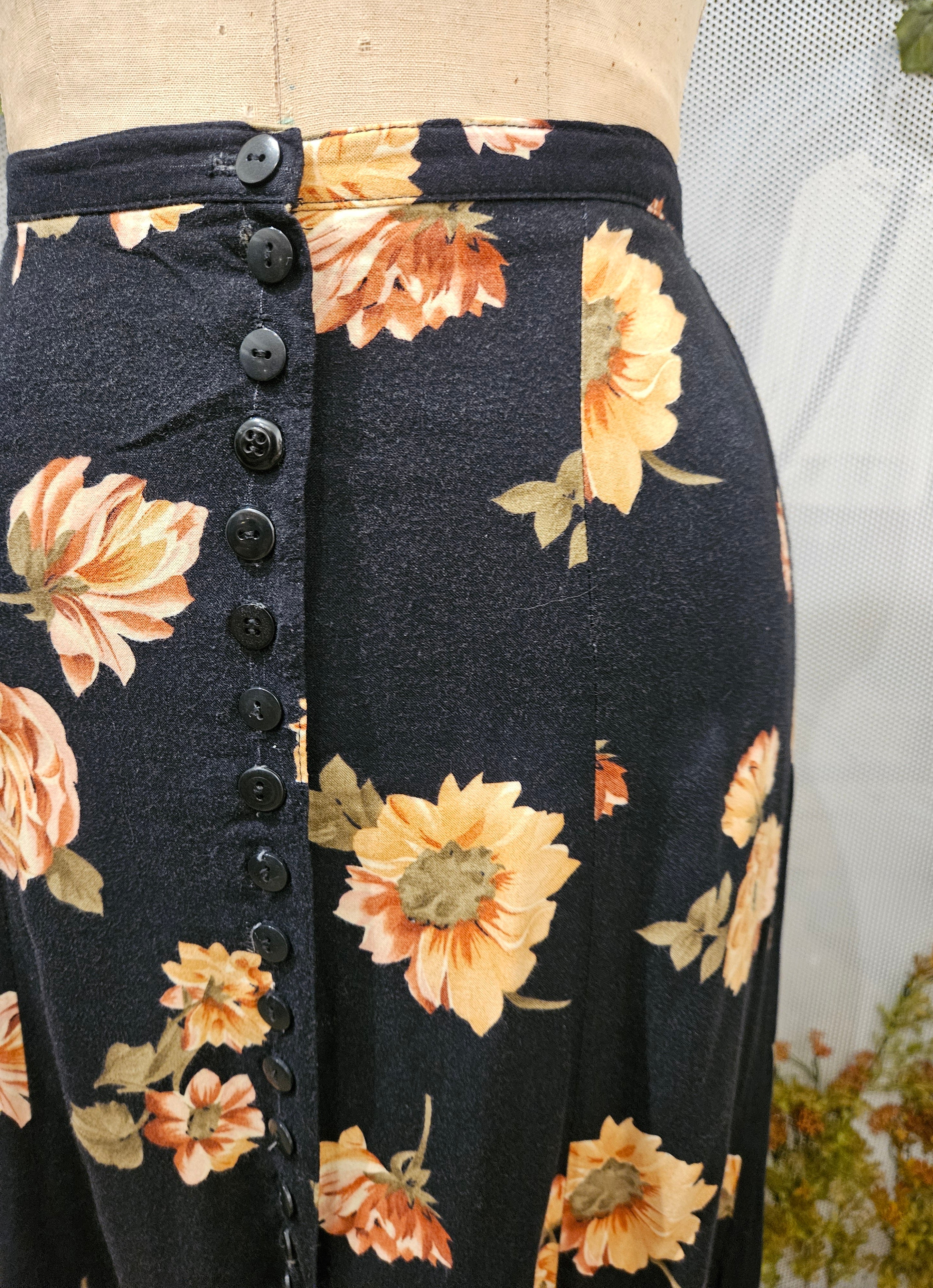 1990’s Floral Skirt